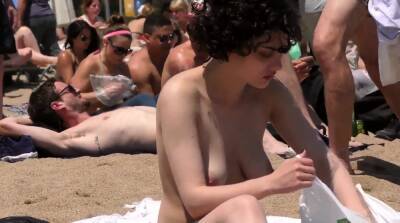 Beauty Brunette lass Topless Beach Voyeur Public Nude - drtuber.com
