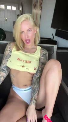 Ftv amateur busty blonde girl toying pussy - drtuber.com