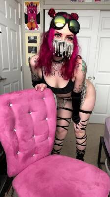 Beautiful wife masturbating show with webcam with toys - drtuber.com