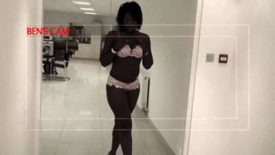 Hot Black Maid Does Some Webcam Black and Ebony - drtuber.com