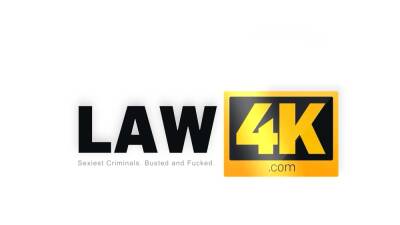 LAW4k. Giving blowjob to corrupt security and having muff - drtuber.com - Czech Republic