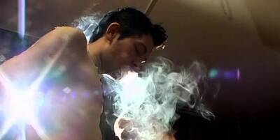 Lusty gay lad prefers to smoke while getting wang teased - drtuber.com