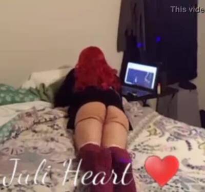 Juli Heart showing ass on bed - ashemaletube.com
