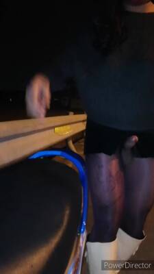 Sexy buttocks short skirt beat the cock on the side of the road until ejaculation, almost fo - ashemaletube.com