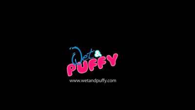 Elle Rose Fills Her Juicy Pussy With Dildo - webmaster.drtuber.com