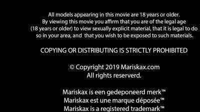 MARISKAX Farah masturbates in front of an old man - webmaster.drtuber.com