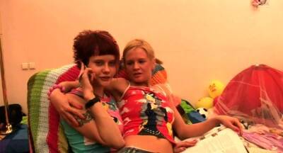 Legal age teenager lesbian adorable chicks are amateurs - webmaster.drtuber.com - Russia