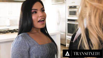 TRANSFIXED - Gorgeous Cis Latina Gets Fucked By Hot Tattooed Trans Realtor Gracie Jane For Discount - hotmovs.com